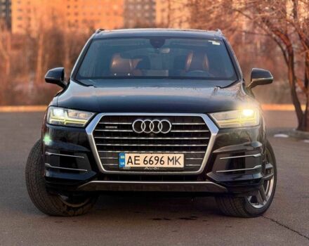 Серый Ауди Ку 7, объемом двигателя 3 л и пробегом 70 тыс. км за 24000 $, фото 1 на Automoto.ua