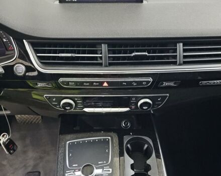 Серый Ауди Ку 7, объемом двигателя 3 л и пробегом 140 тыс. км за 28500 $, фото 6 на Automoto.ua