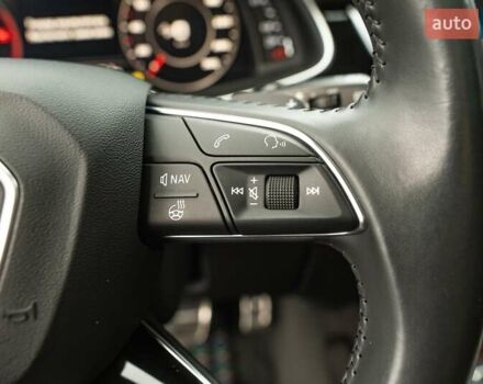 Ауди Ку 7 2018 в Луцке на Automoto.ua Серый Ауди Ку 7, объемом двигателя 2.97 л и пробегом 66 тыс. км за 48888 $, фото 60 на Automoto.ua
