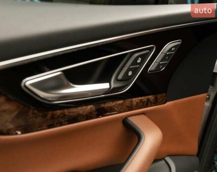 Ауди Ку 7 2018 в Луцке на Automoto.ua Серый Ауди Ку 7, объемом двигателя 2.97 л и пробегом 66 тыс. км за 48888 $, фото 33 на Automoto.ua