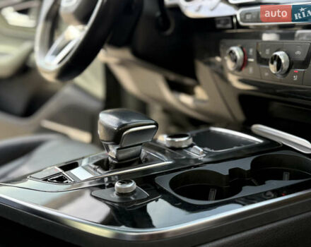 Сірий Ауді Ку 7, об'ємом двигуна 3 л та пробігом 157 тис. км за 29999 $, фото 19 на Automoto.ua