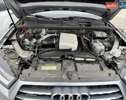 Сірий Ауді Ку 7, об'ємом двигуна 3 л та пробігом 427 тис. км за 14500 $, фото 11 на Automoto.ua