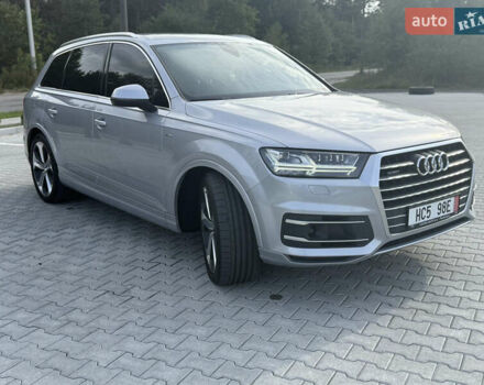 Ауди Ку 7 2018 в Ковель на Automoto.ua Серый Ауди Ку 7, объемом двигателя 2.97 л и пробегом 188 тыс. км за 41900 $, фото 2 на Automoto.ua