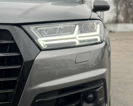 Серый Ауди Ку 7, объемом двигателя 3 л и пробегом 138 тыс. км за 33500 $, фото 7 на Automoto.ua
