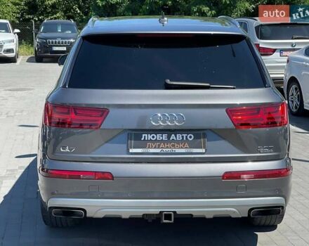Сірий Ауді Ку 7, об'ємом двигуна 3 л та пробігом 104 тис. км за 28000 $, фото 5 на Automoto.ua