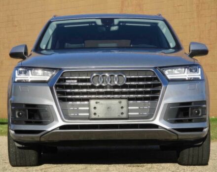 Сірий Ауді Ку 7, об'ємом двигуна 3 л та пробігом 47 тис. км за 14000 $, фото 1 на Automoto.ua