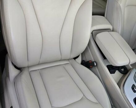 Серый Ауди Ку 7, объемом двигателя 1.98 л и пробегом 153 тыс. км за 22000 $, фото 20 на Automoto.ua