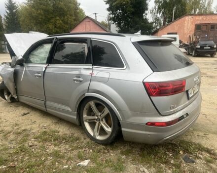 Сірий Ауді Ку 7, об'ємом двигуна 3 л та пробігом 200 тис. км за 9999 $, фото 1 на Automoto.ua