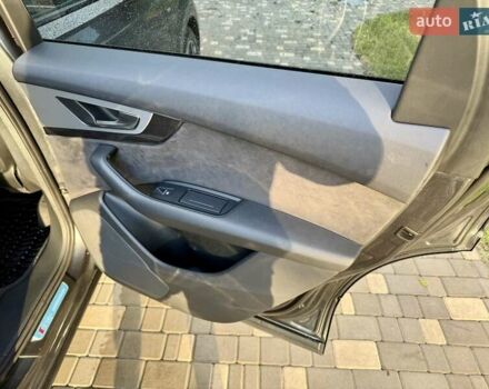 Ауди Ку 7 2018 в Одессе на Automoto.ua Серый Ауди Ку 7, объемом двигателя 2.97 л и пробегом 236 тыс. км за 38700 $, фото 77 на Automoto.ua
