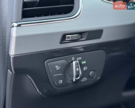 Серый Ауди Ку 7, объемом двигателя 2.97 л и пробегом 130 тыс. км за 46000 $, фото 56 на Automoto.ua