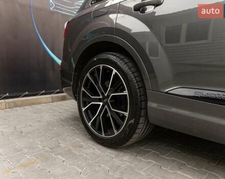 Ауди Ку 7 2018 в Луцке на Automoto.ua Серый Ауди Ку 7, объемом двигателя 2.97 л и пробегом 66 тыс. км за 48888 $, фото 70 на Automoto.ua