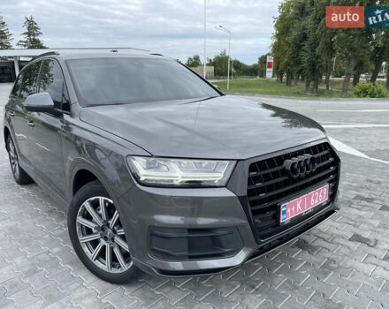Серый Ауди Ку 7, объемом двигателя 1.98 л и пробегом 143 тыс. км за 27700 $, фото 5 на Automoto.ua