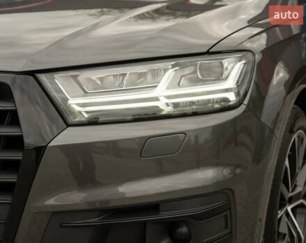 Ауди Ку 7 2018 в Луцке на Automoto.ua Серый Ауди Ку 7, объемом двигателя 2.97 л и пробегом 66 тыс. км за 48888 $, фото 7 на Automoto.ua