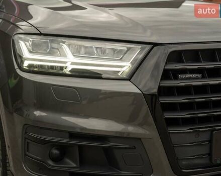Ауди Ку 7 2018 в Луцке на Automoto.ua Серый Ауди Ку 7, объемом двигателя 2.97 л и пробегом 66 тыс. км за 48888 $, фото 8 на Automoto.ua