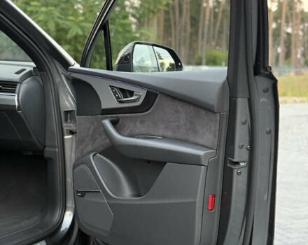 Серый Ауди Ку 7, объемом двигателя 3 л и пробегом 150 тыс. км за 48777 $, фото 59 на Automoto.ua