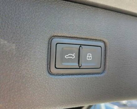 Сірий Ауді Ку 7, об'ємом двигуна 3 л та пробігом 104 тис. км за 28000 $, фото 33 на Automoto.ua