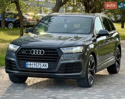 Ауди Ку 7 2018 в Одессе на Automoto.ua Серый Ауди Ку 7, объемом двигателя 2.97 л и пробегом 236 тыс. км за 38700 $, фото 5 на Automoto.ua