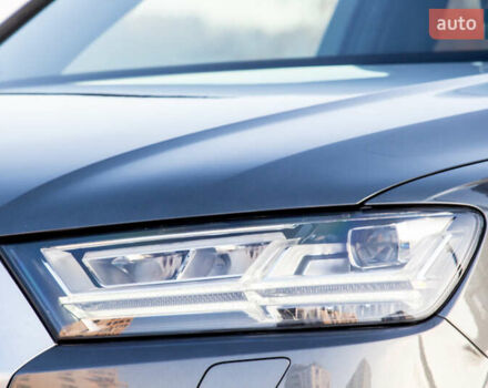 Сірий Ауді Ку 7, об'ємом двигуна 3 л та пробігом 78 тис. км за 33300 $, фото 8 на Automoto.ua