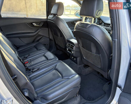 Сірий Ауді Ку 7, об'ємом двигуна 3 л та пробігом 165 тис. км за 28000 $, фото 12 на Automoto.ua