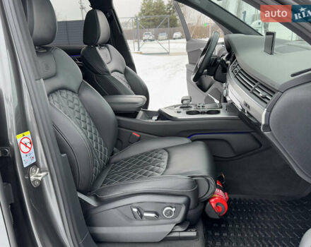 Сірий Ауді Ку 7, об'ємом двигуна 2.97 л та пробігом 220 тис. км за 45500 $, фото 46 на Automoto.ua