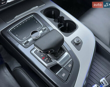 Сірий Ауді Ку 7, об'ємом двигуна 2.97 л та пробігом 220 тис. км за 45500 $, фото 77 на Automoto.ua