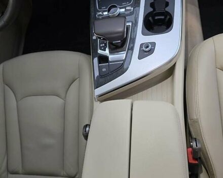 Серый Ауди Ку 7, объемом двигателя 1.98 л и пробегом 153 тыс. км за 22000 $, фото 24 на Automoto.ua