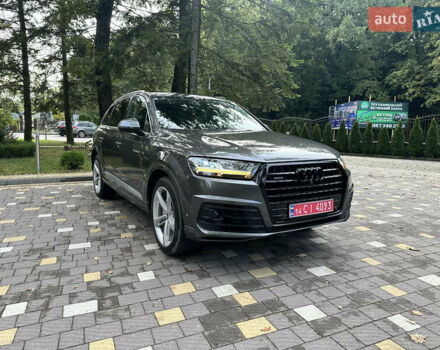 Серый Ауди Ку 7, объемом двигателя 3 л и пробегом 150 тыс. км за 31500 $, фото 2 на Automoto.ua