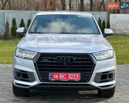 Серый Ауди Ку 7, объемом двигателя 0 л и пробегом 180 тыс. км за 28000 $, фото 1 на Automoto.ua