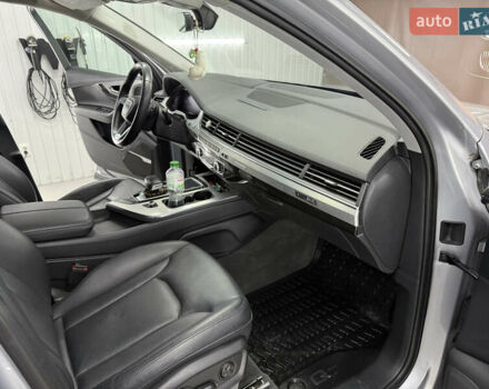 Сірий Ауді Ку 7, об'ємом двигуна 3 л та пробігом 75 тис. км за 36000 $, фото 16 на Automoto.ua