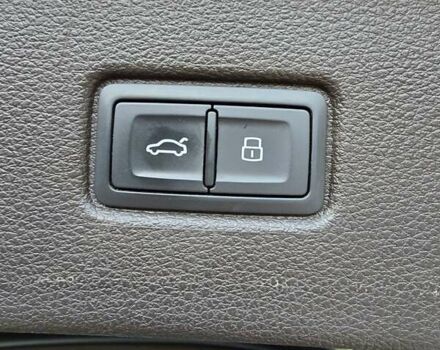 Серый Ауди Ку 7, объемом двигателя 1.98 л и пробегом 153 тыс. км за 22000 $, фото 5 на Automoto.ua