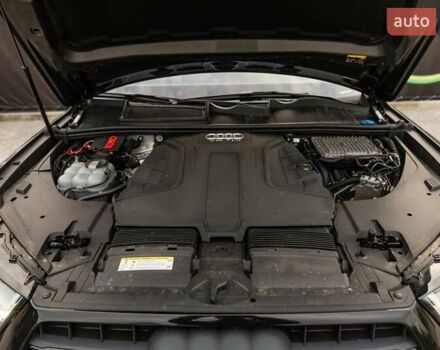 Ауди Ку 7 2018 в Луцке на Automoto.ua Серый Ауди Ку 7, объемом двигателя 2.97 л и пробегом 66 тыс. км за 48888 $, фото 69 на Automoto.ua