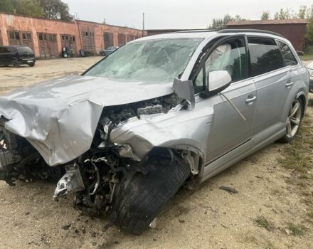 Сірий Ауді Ку 7, об'ємом двигуна 3 л та пробігом 200 тис. км за 9999 $, фото 4 на Automoto.ua