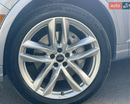 Сірий Ауді Ку 7, об'ємом двигуна 3 л та пробігом 74 тис. км за 35000 $, фото 3 на Automoto.ua