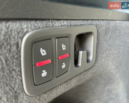 Сірий Ауді Ку 7, об'ємом двигуна 3 л та пробігом 157 тис. км за 29999 $, фото 30 на Automoto.ua