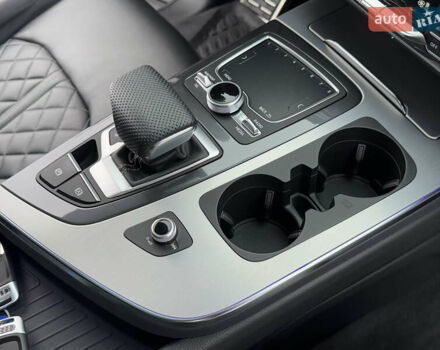 Сірий Ауді Ку 7, об'ємом двигуна 2.97 л та пробігом 220 тис. км за 45500 $, фото 51 на Automoto.ua