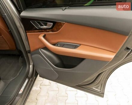 Ауди Ку 7 2018 в Луцке на Automoto.ua Серый Ауди Ку 7, объемом двигателя 2.97 л и пробегом 66 тыс. км за 48888 $, фото 41 на Automoto.ua