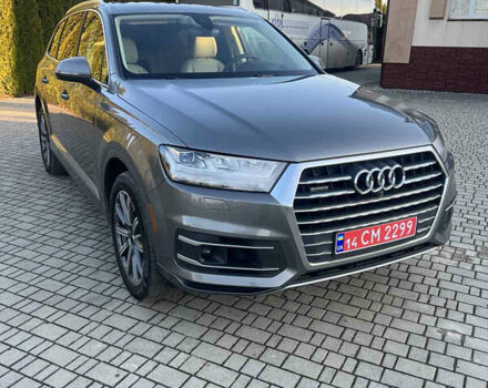 Серый Ауди Ку 7, объемом двигателя 3 л и пробегом 180 тыс. км за 23950 $, фото 2 на Automoto.ua