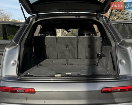 Сірий Ауді Ку 7, об'ємом двигуна 3 л та пробігом 157 тис. км за 29999 $, фото 28 на Automoto.ua