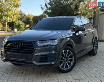 Серый Ауди Ку 7, объемом двигателя 2.97 л и пробегом 140 тыс. км за 48998 $, фото 5 на Automoto.ua