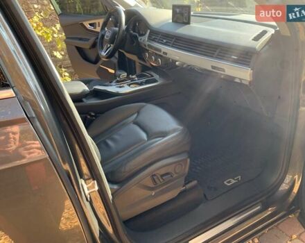 Сірий Ауді Ку 7, об'ємом двигуна 2 л та пробігом 125 тис. км за 33500 $, фото 16 на Automoto.ua