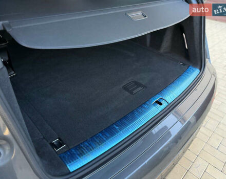 Серый Ауди Ку 7, объемом двигателя 2.97 л и пробегом 140 тыс. км за 48998 $, фото 41 на Automoto.ua