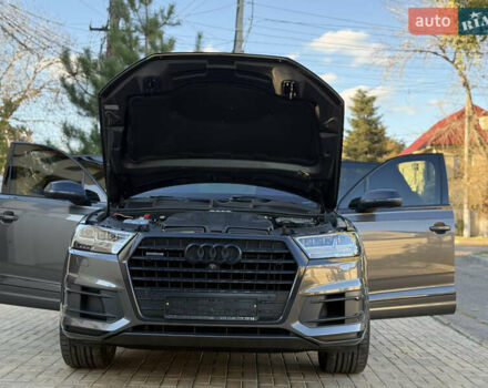 Серый Ауди Ку 7, объемом двигателя 2.97 л и пробегом 140 тыс. км за 48998 $, фото 14 на Automoto.ua