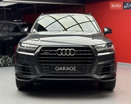 Ауди Ку 7 2019 в Киеве на Automoto.ua Серый Ауди Ку 7, объемом двигателя 3 л и пробегом 100 тыс. км за 48500 $, фото 1 на Automoto.ua