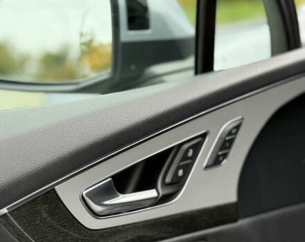 Серый Ауди Ку 7, объемом двигателя 2 л и пробегом 136 тыс. км за 25900 $, фото 34 на Automoto.ua