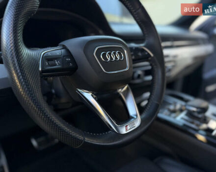 Серый Ауди Ку 7, объемом двигателя 2.97 л и пробегом 140 тыс. км за 48998 $, фото 28 на Automoto.ua