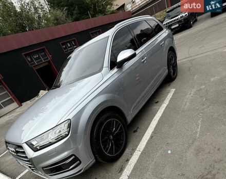 Сірий Ауді Ку 7, об'ємом двигуна 3 л та пробігом 97 тис. км за 31000 $, фото 1 на Automoto.ua