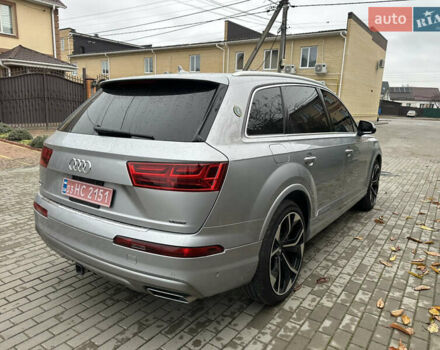 Серый Ауди Ку 7, объемом двигателя 3 л и пробегом 158 тыс. км за 28500 $, фото 3 на Automoto.ua