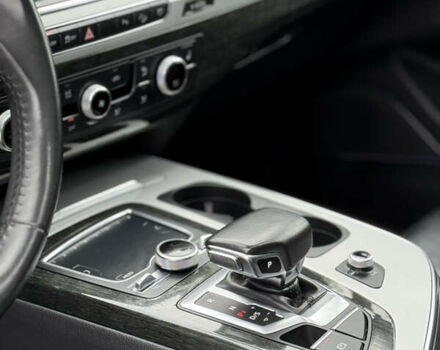 Серый Ауди Ку 7, объемом двигателя 2 л и пробегом 136 тыс. км за 25900 $, фото 46 на Automoto.ua