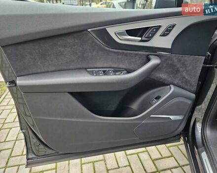 Сірий Ауді Ку 7, об'ємом двигуна 2.97 л та пробігом 71 тис. км за 52490 $, фото 17 на Automoto.ua