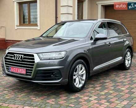 Серый Ауди Ку 7, объемом двигателя 2.97 л и пробегом 227 тыс. км за 44200 $, фото 2 на Automoto.ua
